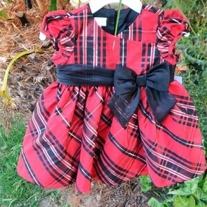 Bonnie Baby baby girl dress size 6-9Months